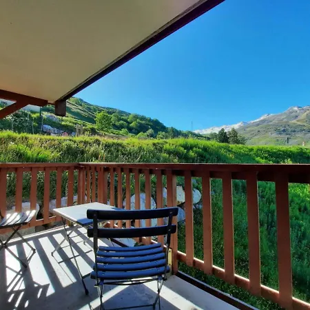 Cocon De 40m² Pour 5 Personnes Avec 2 A Les Menuires, Acces Direct Aux Pistes Et Balcon Sud - Fr-1-178-379